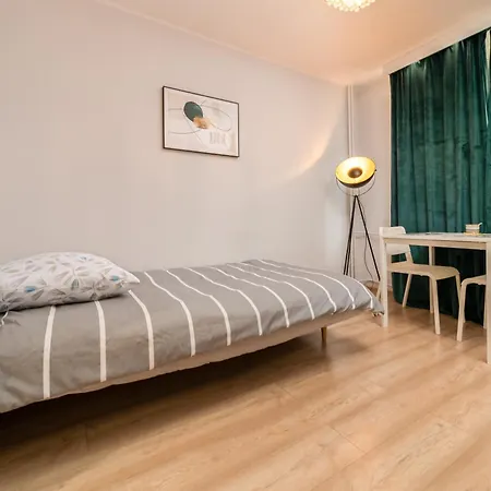 Stella アパート ブィドゴシュチュ